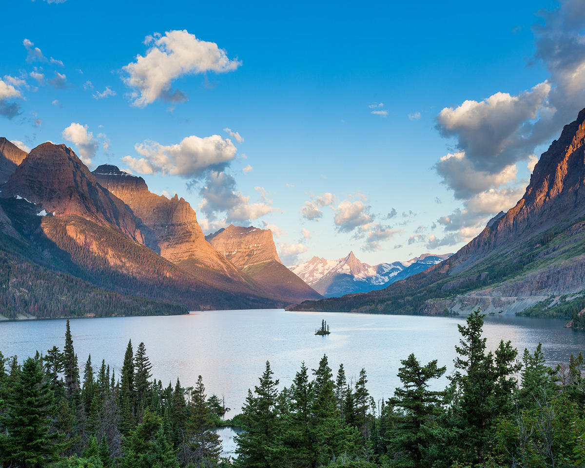 St. Mary Lake and wild goose island in Glacier national park