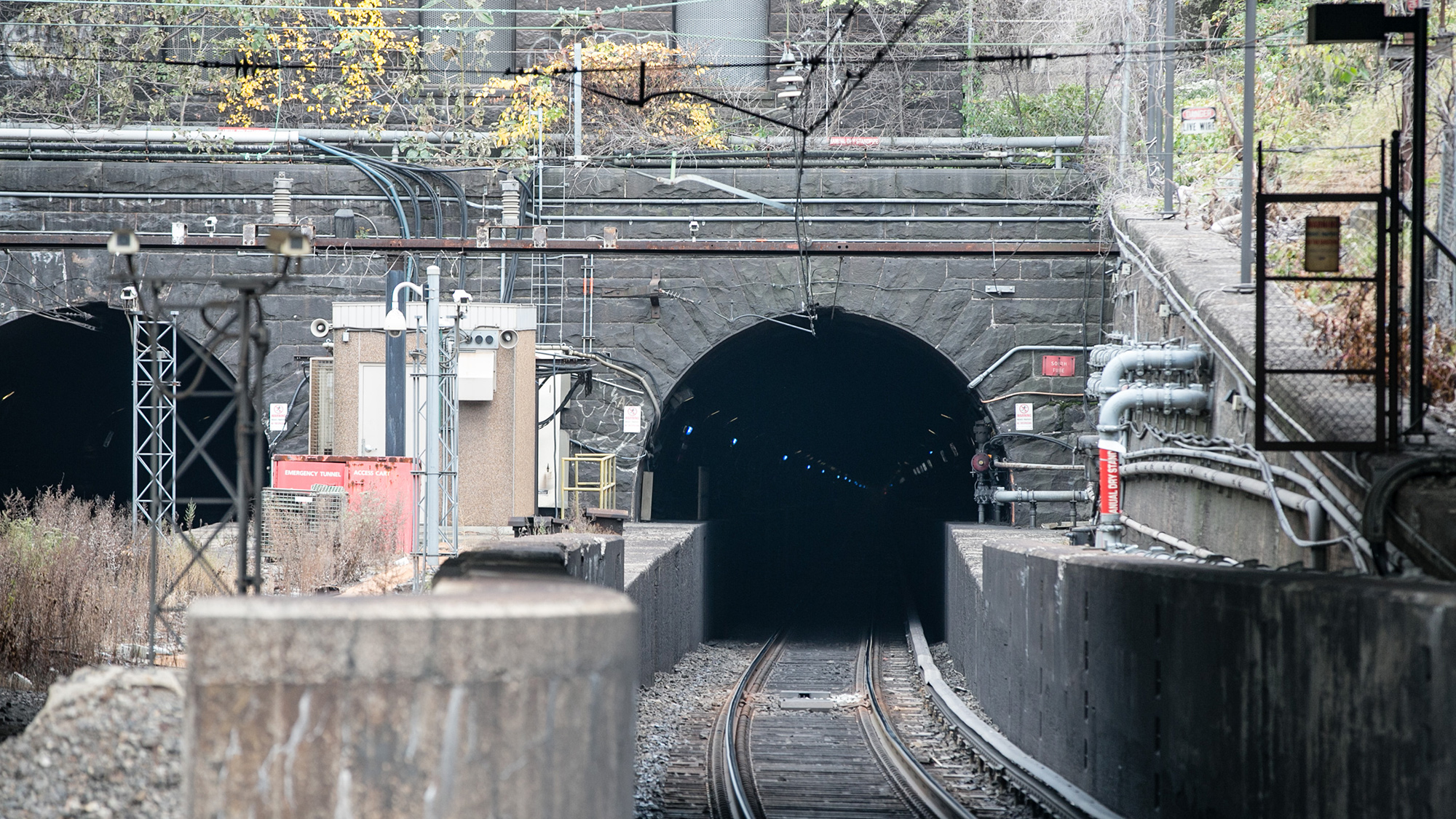 Tunnels North River - Weehawken Portal