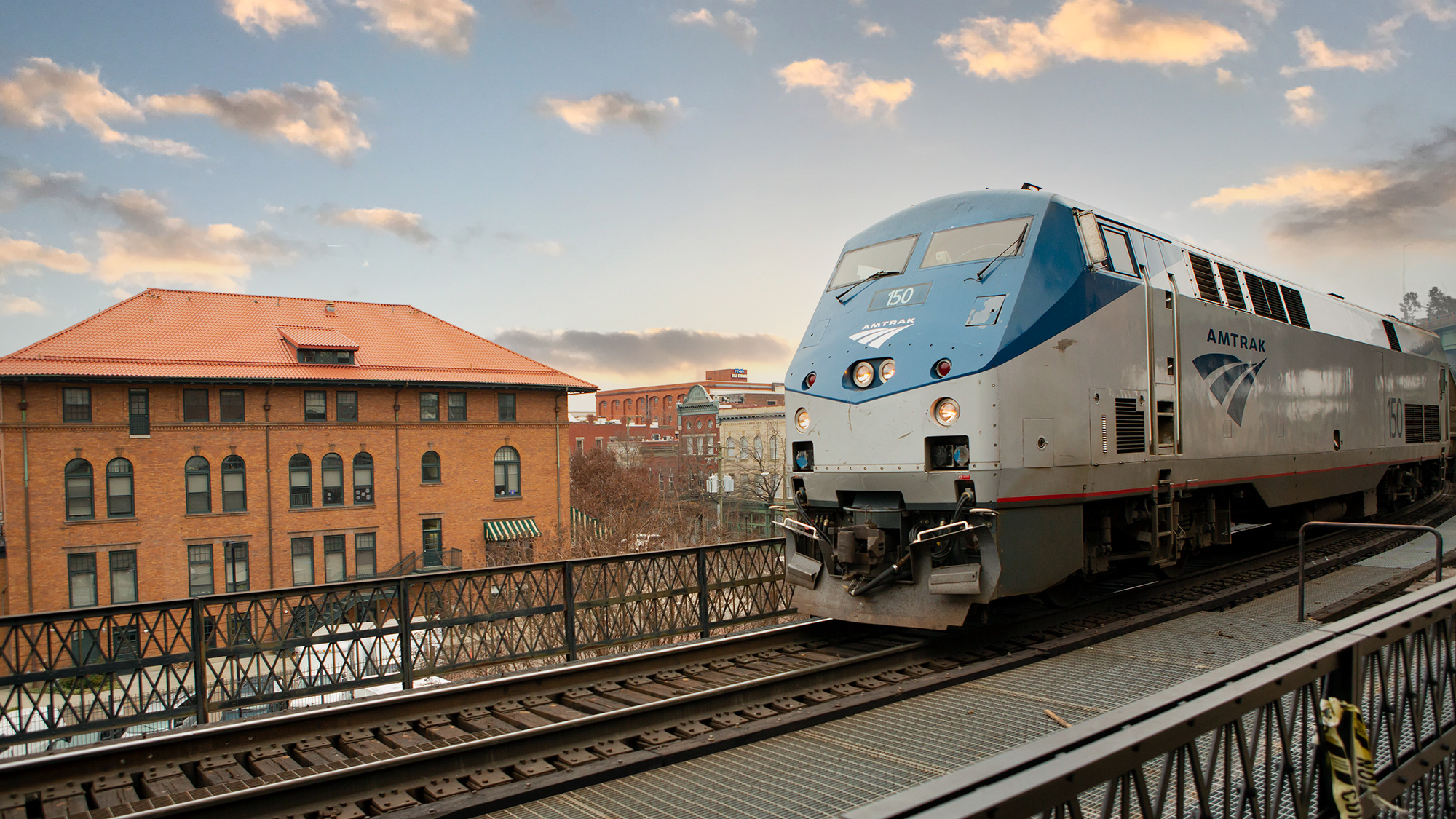 Train at Richmond - Main Street Station