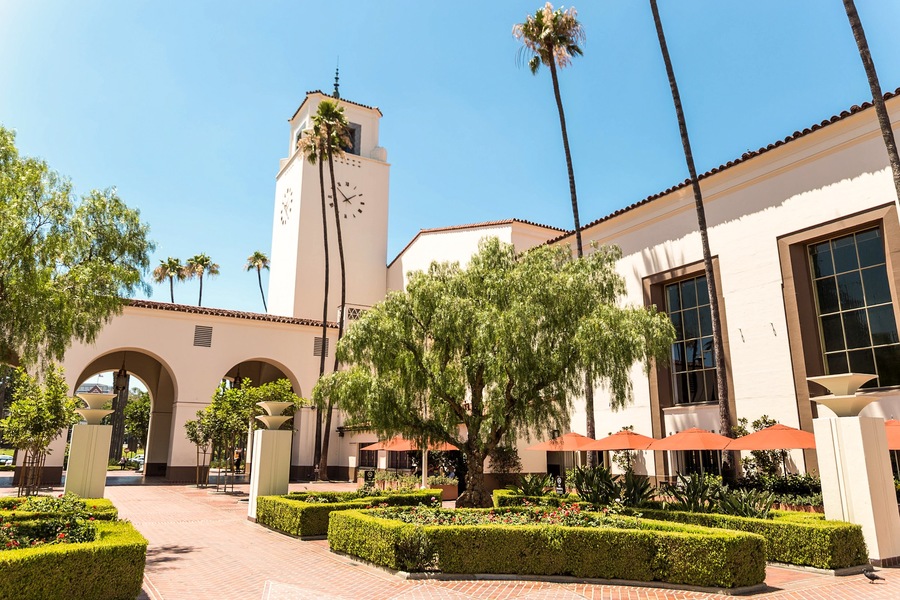 trains-to-los-angeles-schedules-discounts-station-info-amtrak